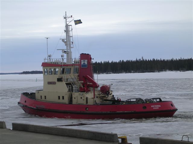 Victoria luleå hamn bogser (3).JPG