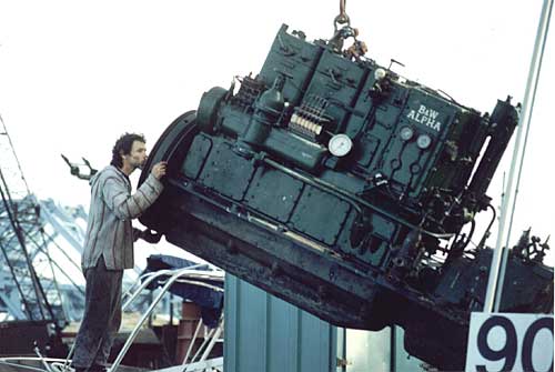kissing-engine.jpg