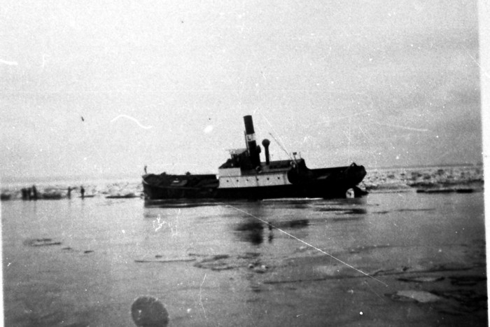 ev SS Zeus i iskruvning Lidköping 1950.jpg