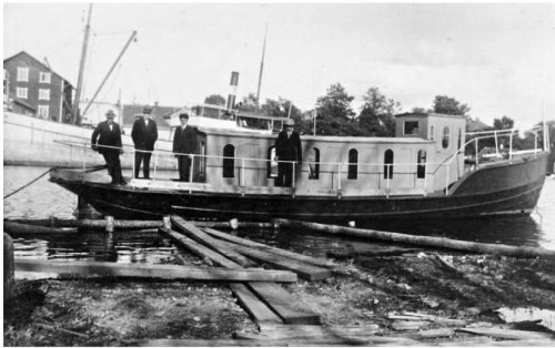 ASkersundshamn 1920 TOR ev ombyggd BB alt ångslup.jpg