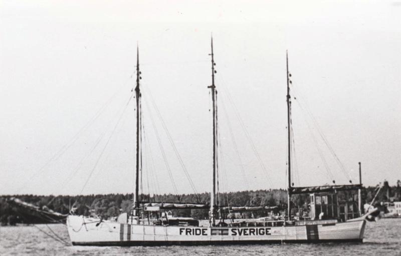 5324  Fride WWII.jpg