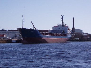 Livia i Falkenberg Påskafton 2006 .jpg