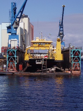 Gullbritt i Falkenberg Påskafton 2006 .jpg